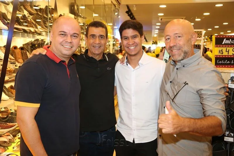 Caio Aderaldo, José e Pedro Ximenes e Renato Guedes