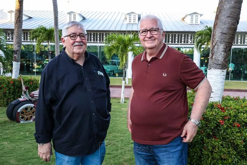 Alex e Jaques Marinho