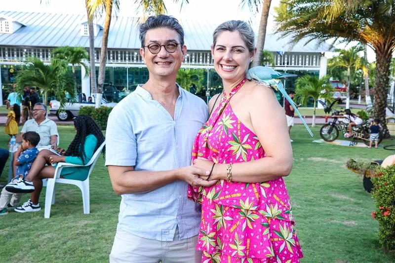 Fernando Endo e Poliana Maruqes