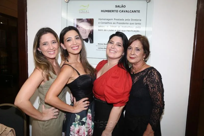 Andréa, Renata, Raquel e Diana Cavalcante