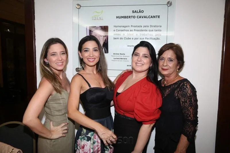 Andréa, Renata, Raquel e Diana Cavalcante