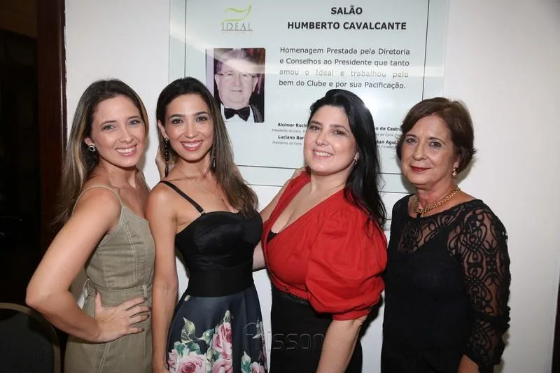 Andréa, Renata, Raquel e Diana Cavalcante