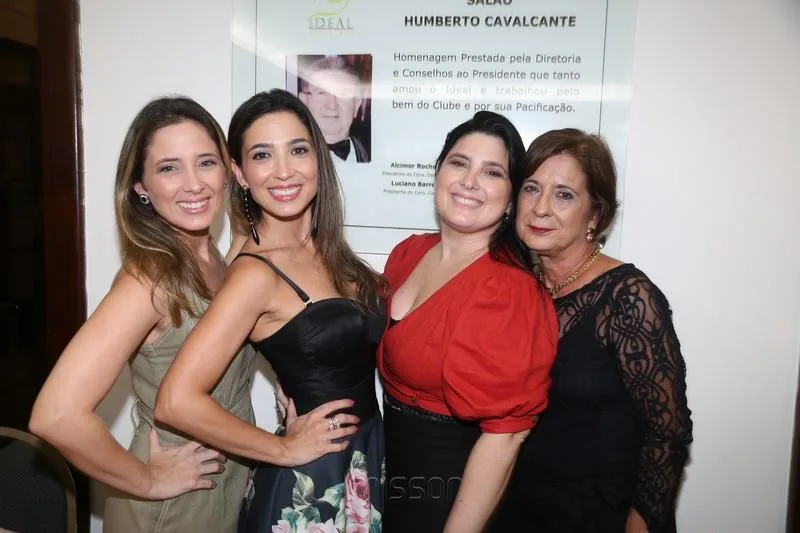 Andréa, Renata, Raquel e Diana Cavalcante