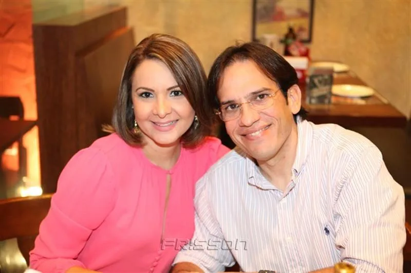 Aline Pontes e Vieira Junior