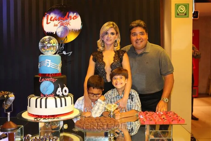 Aline, Leandro, Pedro e Gabriel Vasques