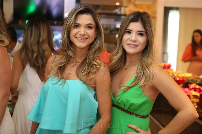 Aline e Roberta Vasques