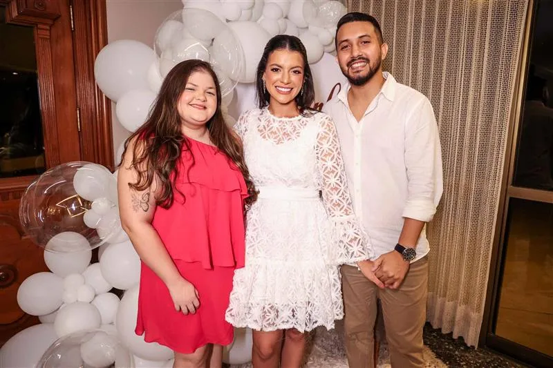 Bárbara Hemily, Isabela Serpa e Dourado Júnior