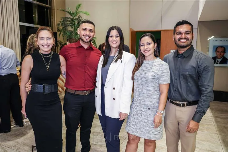 Aline Lima, Ronaldo Melo, Amanda Viana, Lara Martins e Jeferson Henrique
