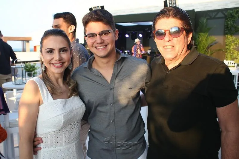 Adriana e Otávio Queiroz e Dito Machado