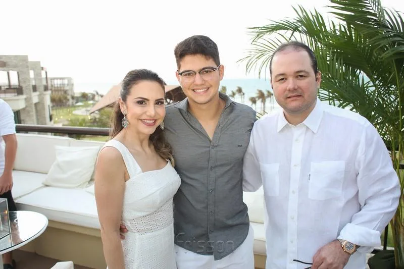 Adriana, Otavinho e Otávio Queiroz