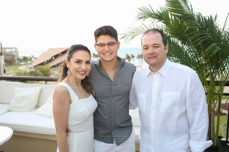 Adriana, Otavinho e Otávio Queiroz