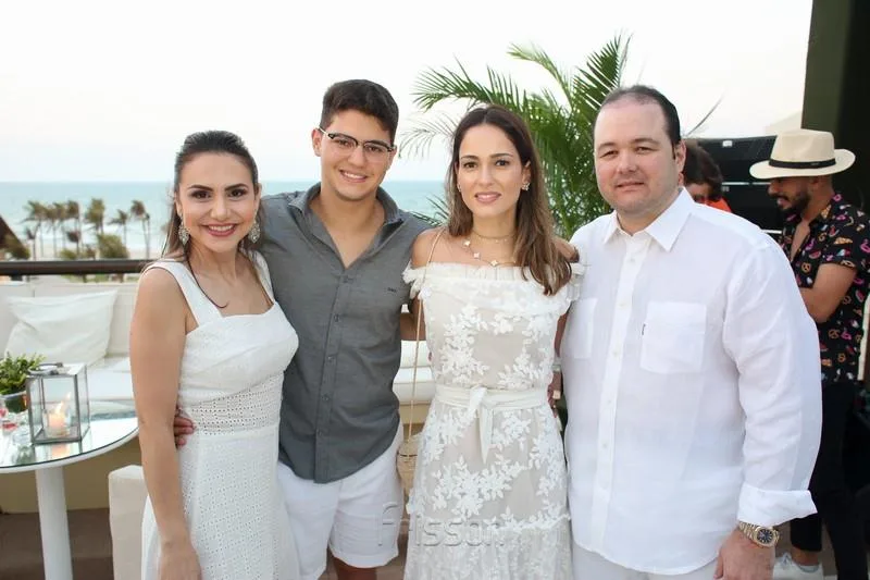 Adriana, Otavinho, Marilia e Otavio Queiroz