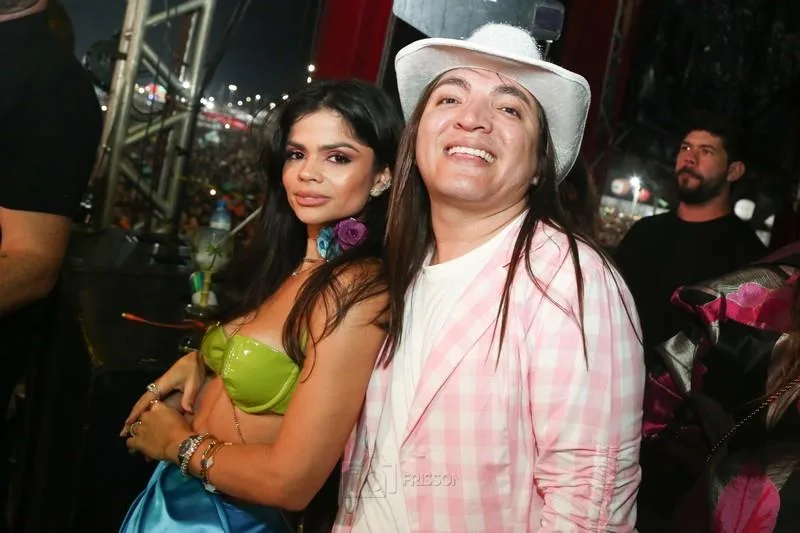 Isabele Temóteo e Hiago Arraes