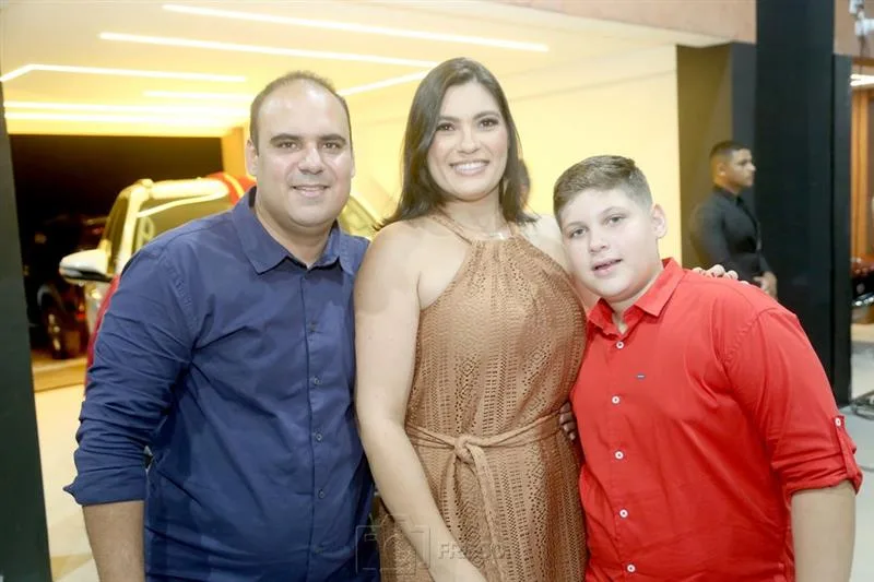 André, Rebeca Bastos e André Filho