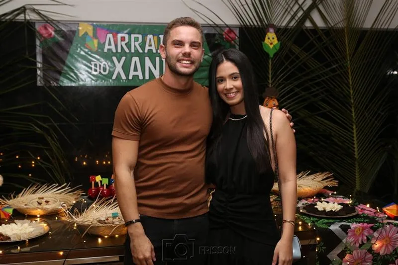 Alexandre Gurgel e Mayra Gomes