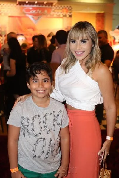Arthur Chaves e Grazi Nogueira