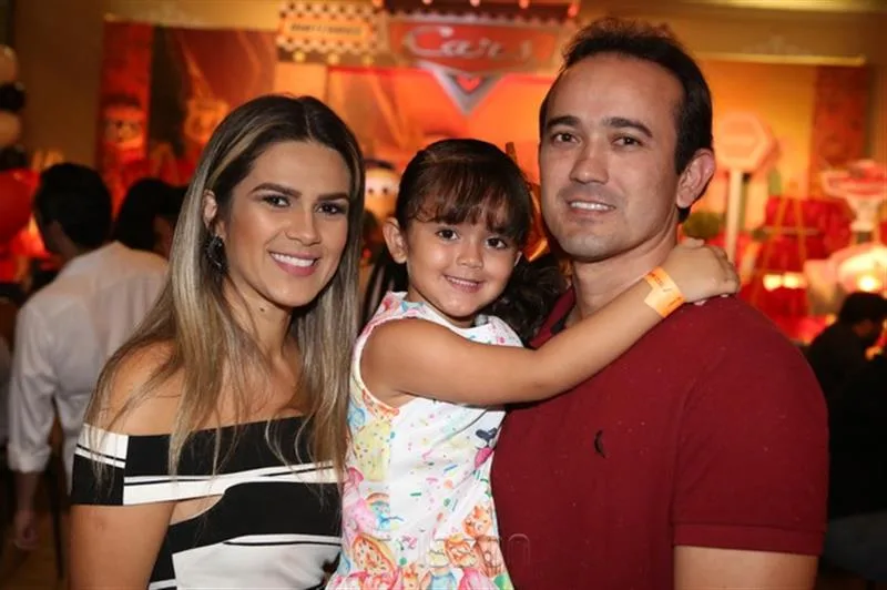 Carla Cruz, Mariana Moura e Marcio Gomes
