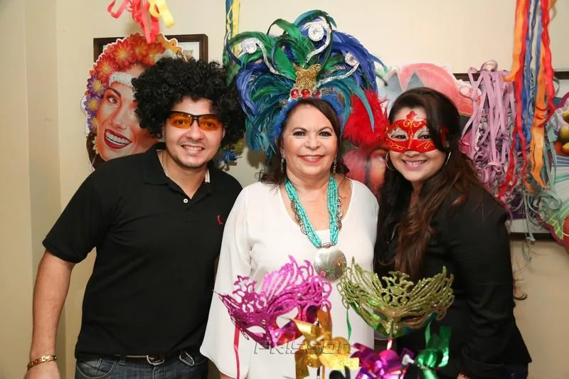 Alisson Bezerra, Rosa Bezerra e Teresa Neves