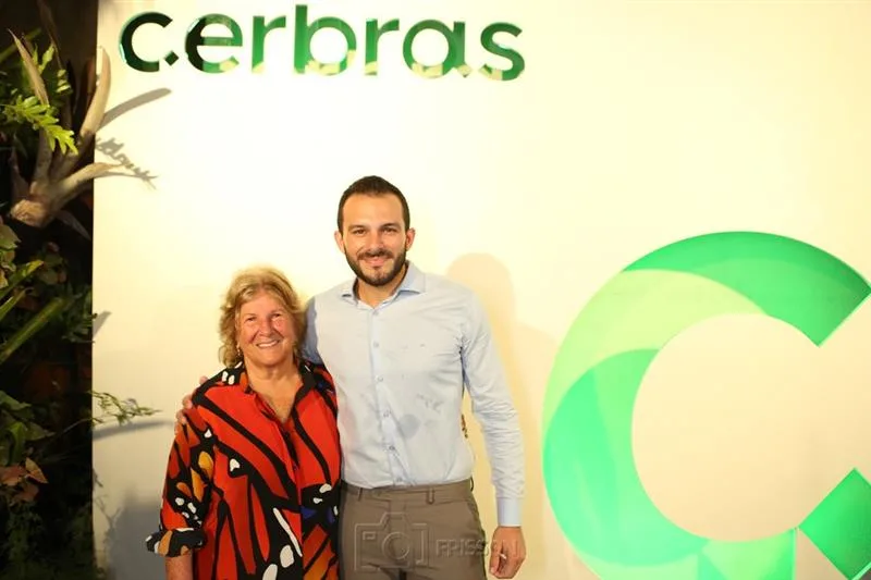 Ana Lúcia Mota e George Martins