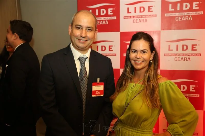 André Linheiro e Riana Aguiar
