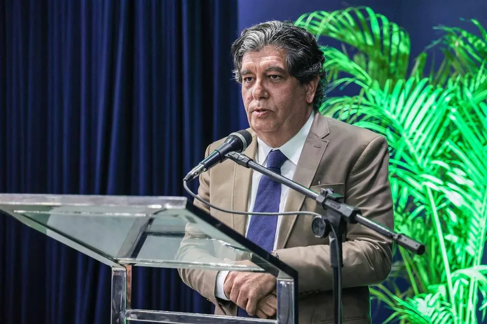 Dr Cabeto