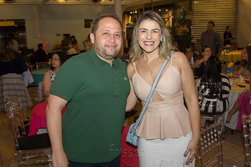Cleiton e Karina Sampaio