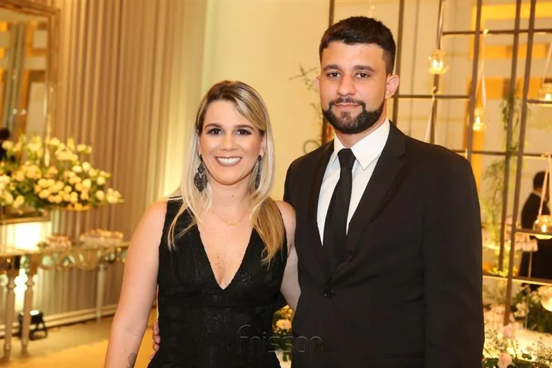 Ariane Sebras e Vitor Rocha