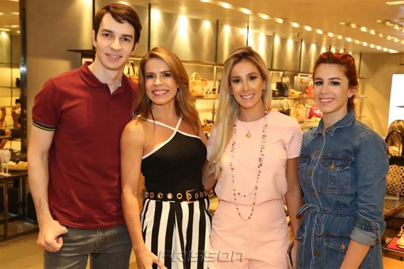 Andre Albuquerque, Maira, Priscila e Lara Silva