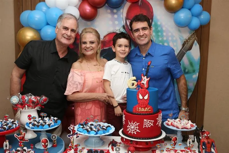 Arthur, Excelsa, Isaac e Arthur Costa Lima