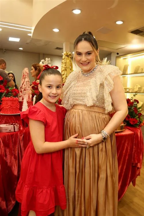 Alice e Karla Benevides