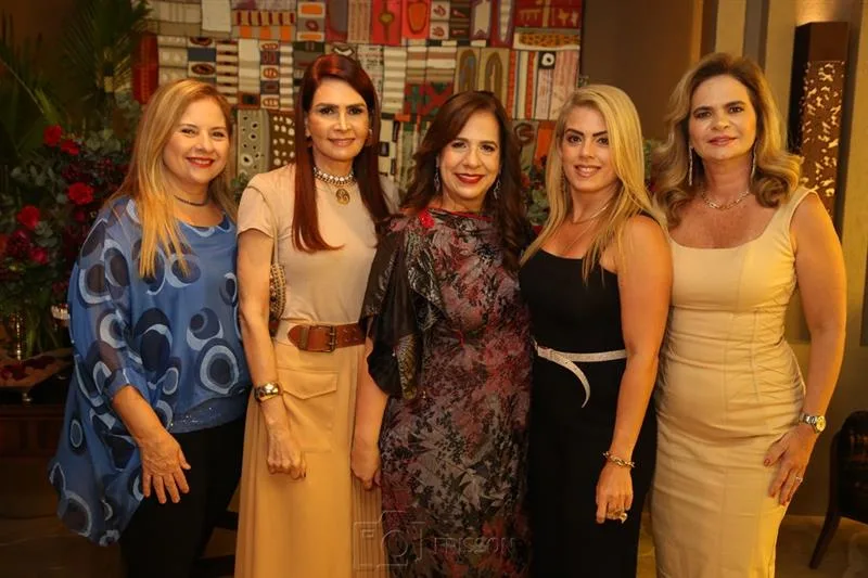 Beth Pinto, Lorena Pouchain, Martinha Assunção, Leticia Studart e Germana Wanderley