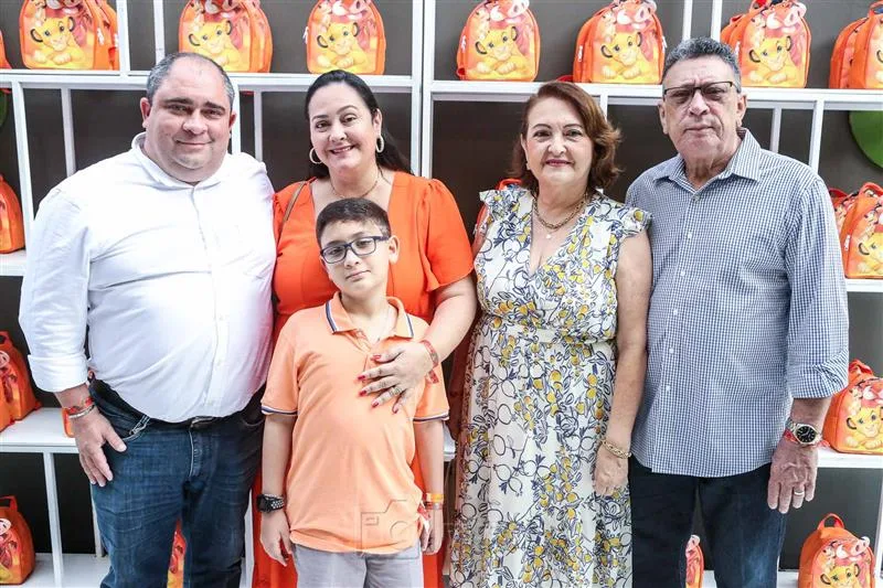 Adriano Barbalho, Milena Maia, João Victor, Fátima e Rogério Maia