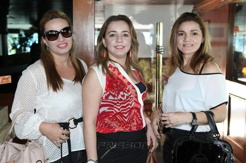 Cristina Vasconcelos, Eveliny Leitão e Áurea Ribeiro