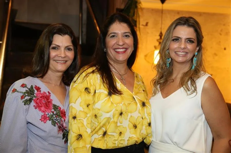 Liliana Farias, Elisa Oliveira e Tais Pinto