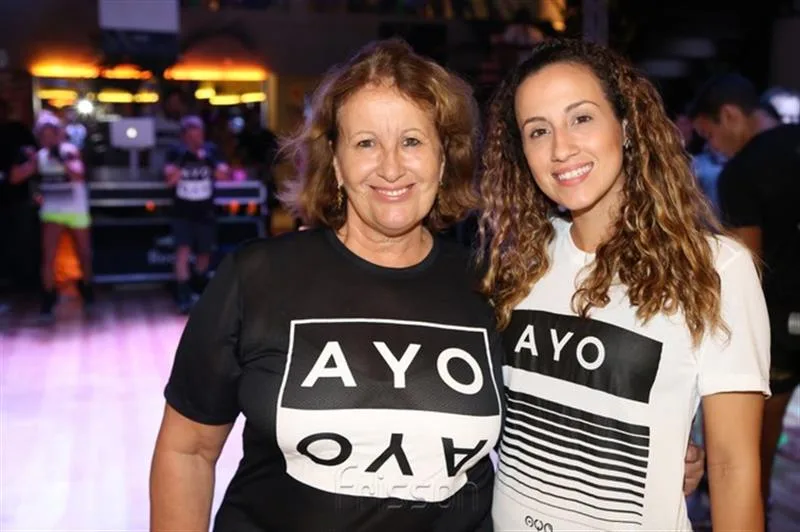 Annette de Castro e Sasha Reeves