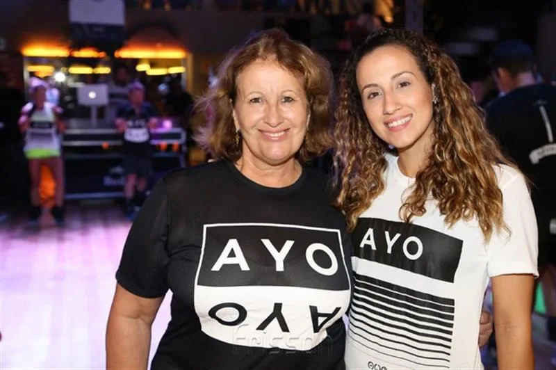 Annette de Castro e Sasha Reeves