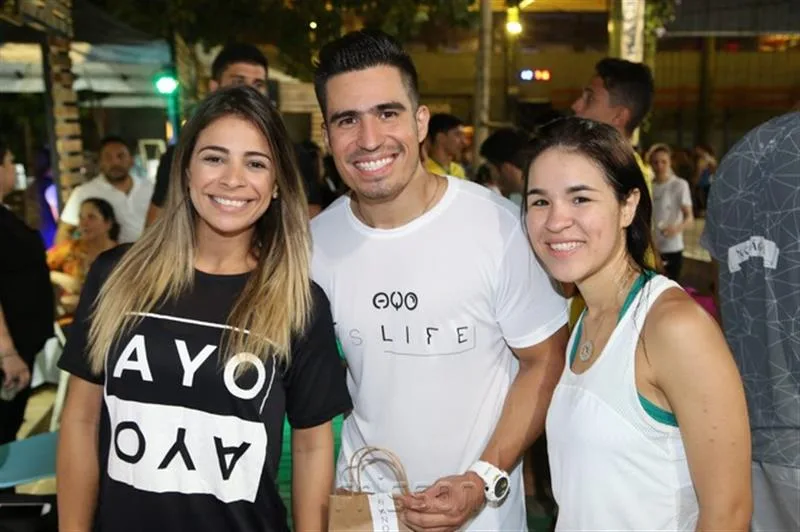 Debora Farias, Ivo Brown e Larissa Maia