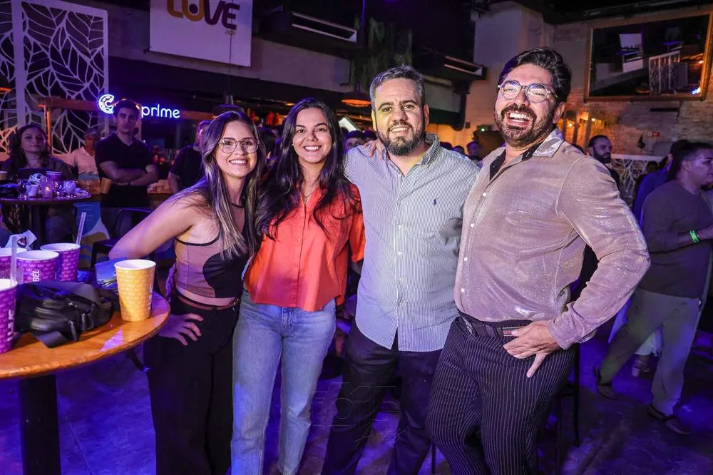 Amanda Moreira, Dayana Barbosa, Vitor Ribeiro e Eriko Saunders