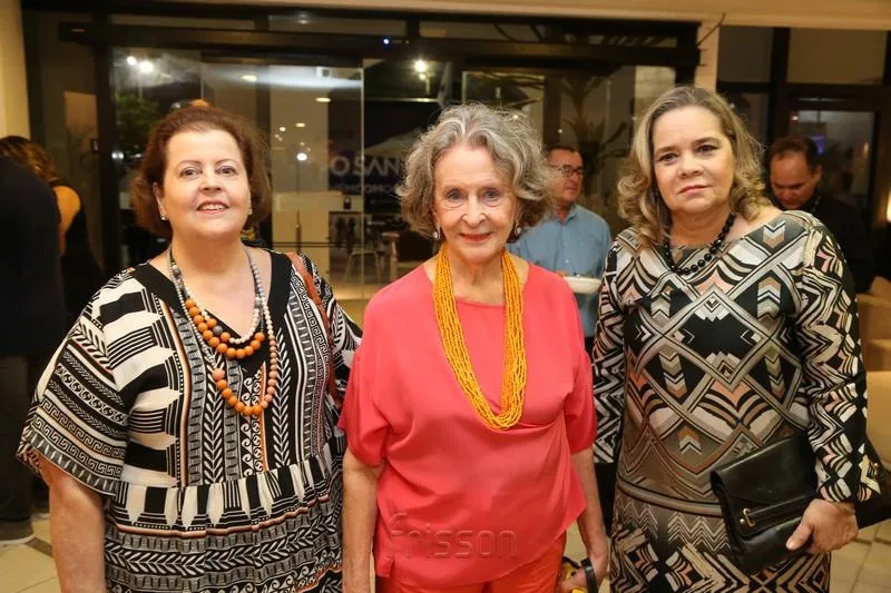 Cristiane e Guiomar Marinho e Laura Cristina Botelho
