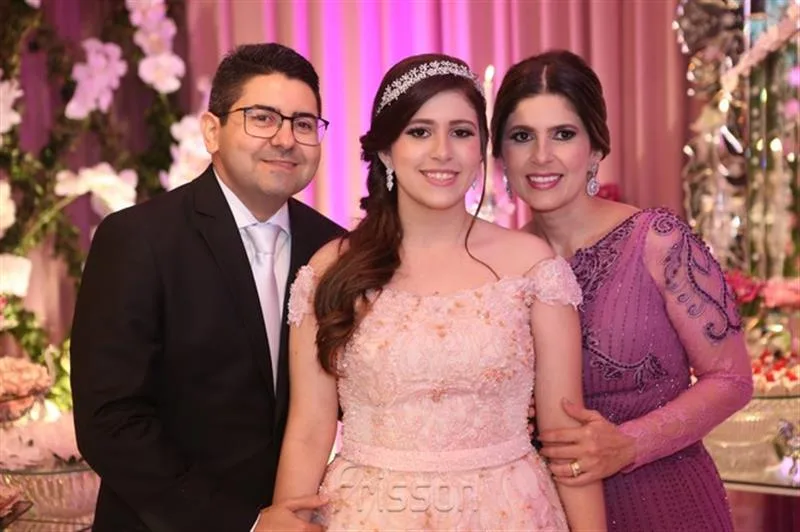 Mazine, Camila e Erika Freire