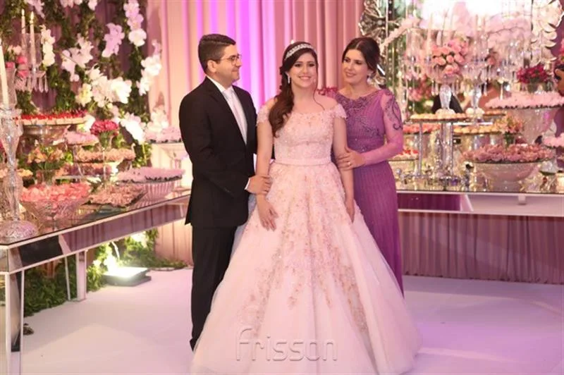Mazine, Camila e Erika Freire