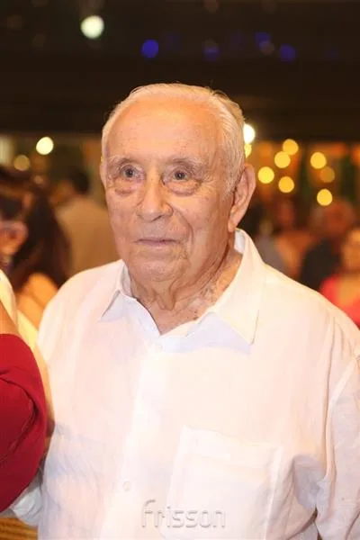 Adauto Bezerra