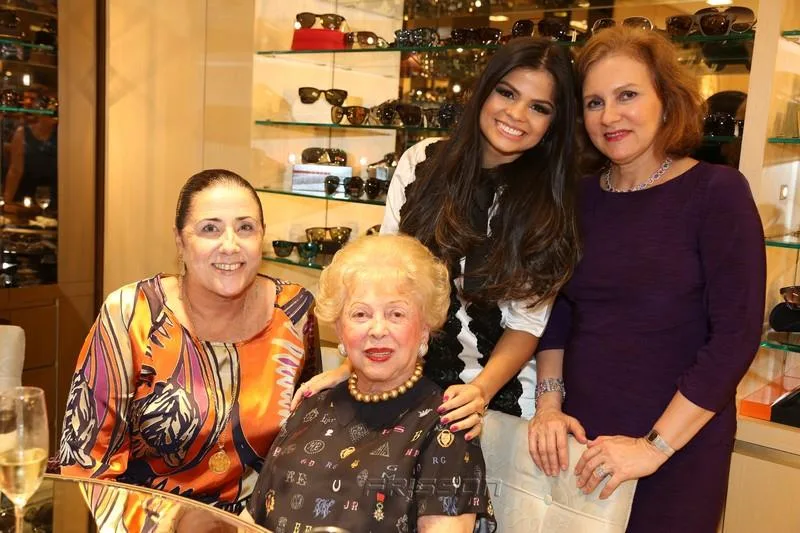 Ana Melo, Yolanda Queiroz, Isabele Timóteo e Renata Jereissati