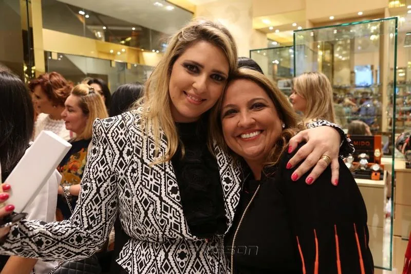 Gislana Maia e Liana Thomaz