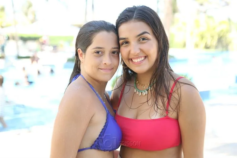 Amanda Câmara e Maria Eduarda de Siqueira