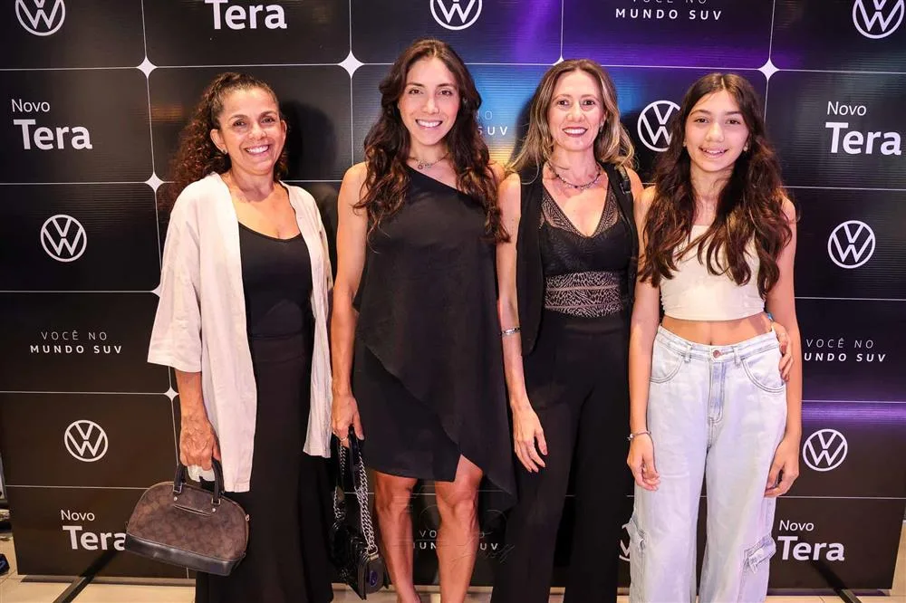 Augusta Barbosa, Bruna Braga, Socorro e Elis Bezerra