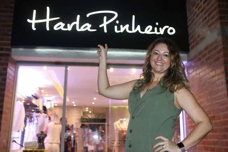 Harla Pinheiro