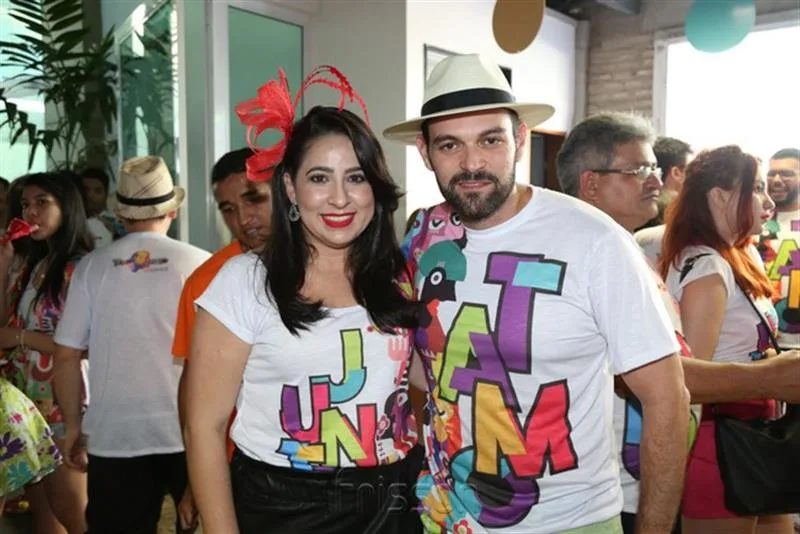 Anelise e Clóvis Holanda