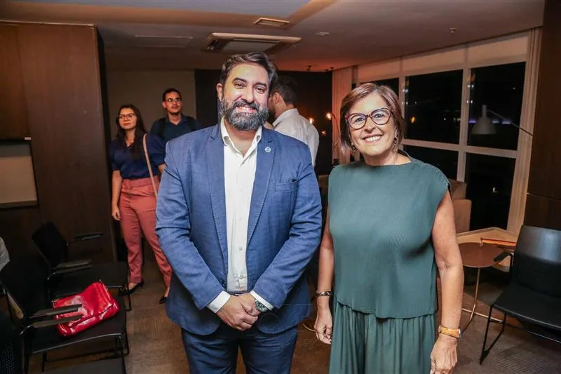 Alan Lutiffe e Adriana Bezerra
