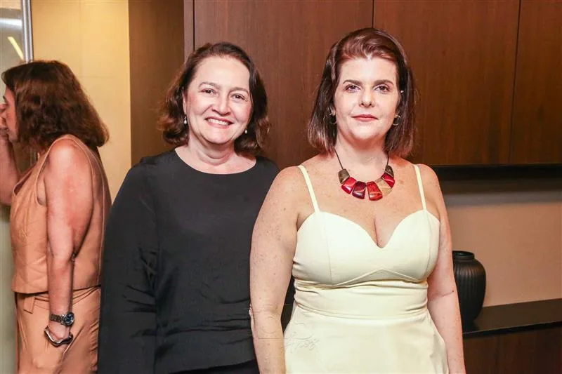 Fabricia Abrantes e Raquel Cabral